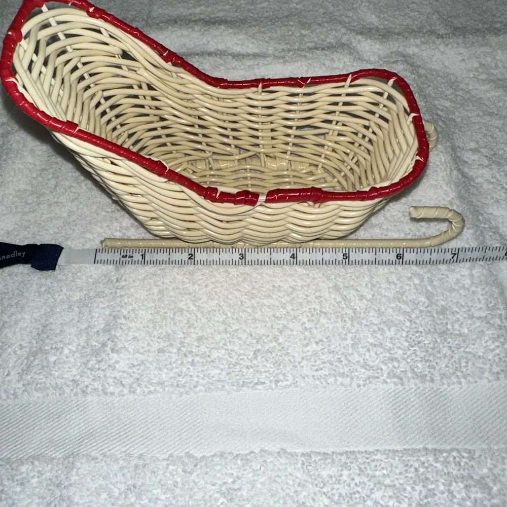 Target Bullseye Playground 2023 Christmas Wicker Sleigh Novelty Basket